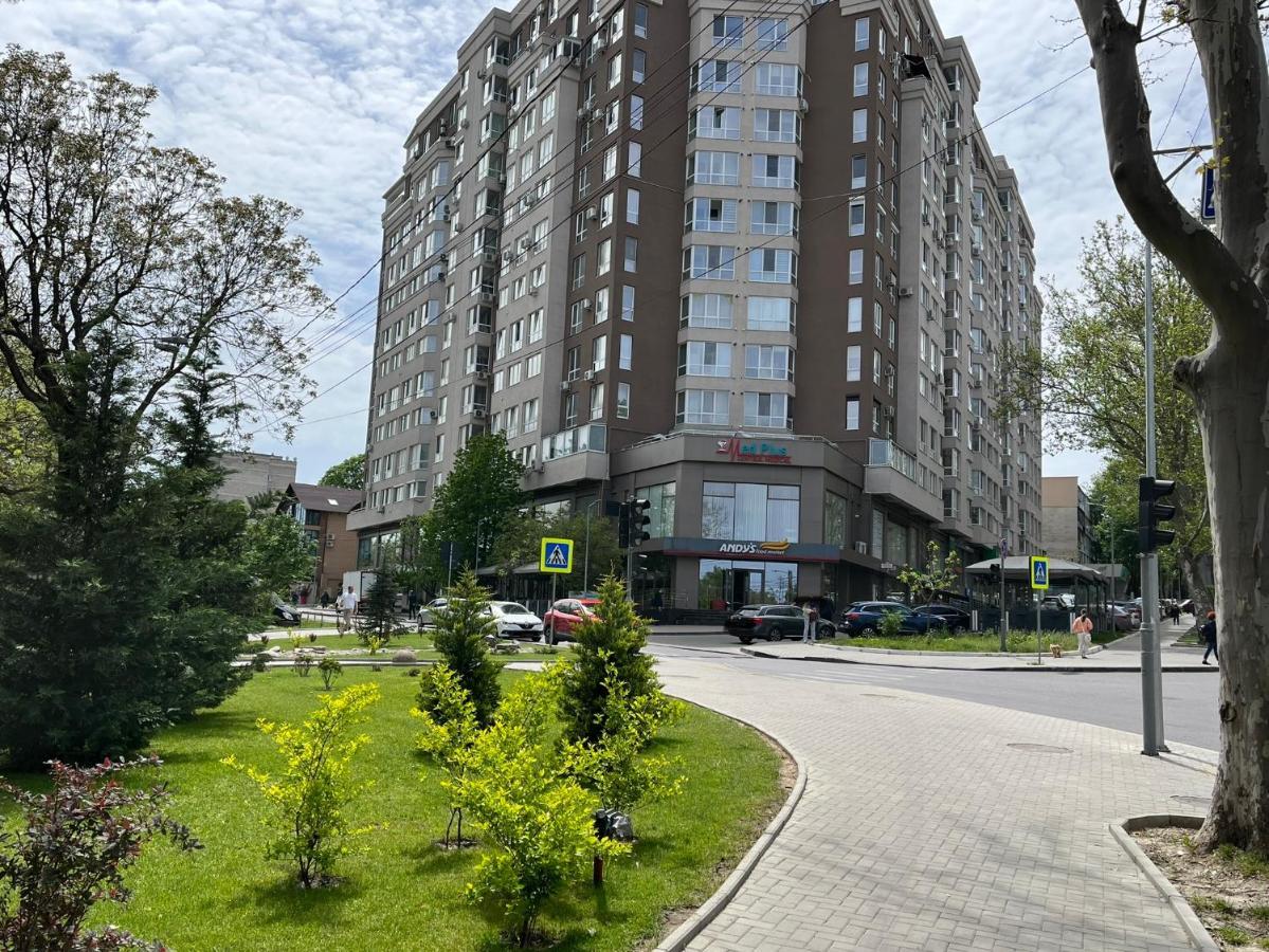 Dendrarium Park Apartment Kiszyniów Zewnętrze zdjęcie